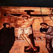 На память: Икона "Распятие Иисуса Христа " +подставка — фотография 6