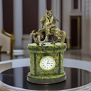Ручная работа: Каминные часы «Георгий Победоносец» на змеевике, 270 мм — фотография 1