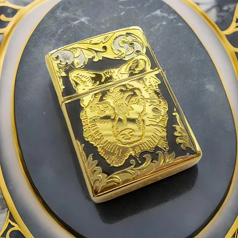 Бензиновая зажигалка Zippo "Волк одиночка" — необычный подарок