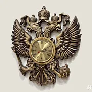 Часы с гербом РФ, резные из массива ясеня — необычный подарок — фотография 3