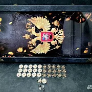 Нарды под стеклом «Золотой Герб России» — красивый подарок — фотография 3