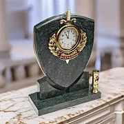 На память: Часы «Щит ФСБ РФ» с подставками — фотография 1