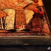 Икона "Спиридон Тримифунтский на троне" — необычный подарок — фотография 5
