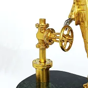 Бронзовая композиция «Сотрудник газовой промышленности» — необычный подарок — фотография 4