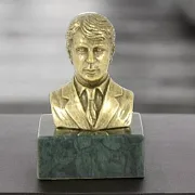 В подарок: Бюст «Есенин С.А.» из бронзы — фотография 1