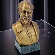Бюст «Дзержинский» из бронзы — оригинальный подарок — фотография 1