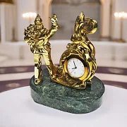 Ручная работа: Настольные часы «Победитель» с пожарным — фотография 1