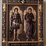 Подарочная резная Икона Архангелы Михаил и Гавриил — фотография 4